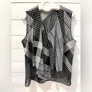 🖤 LAURA – SLEEVELESS SHEER LAYERED BLOUSE – SIZE 18